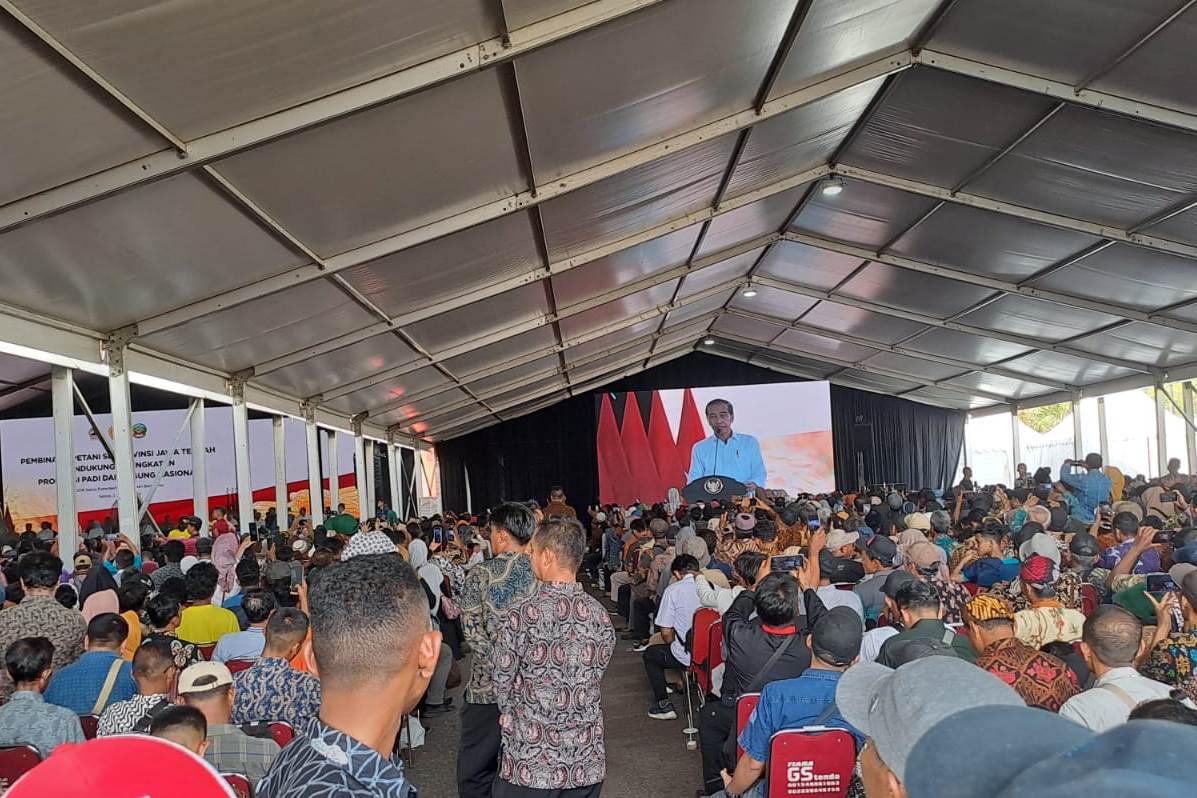 Jokowi kunker di GOR Purwokerto