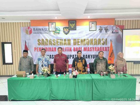 20251107 - pembukaan sarasehan demokrasi kesbangpol