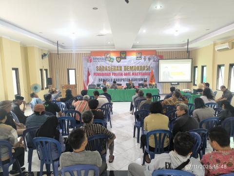 20251107 - foto depan sarasehan demokrasi kesbangpol