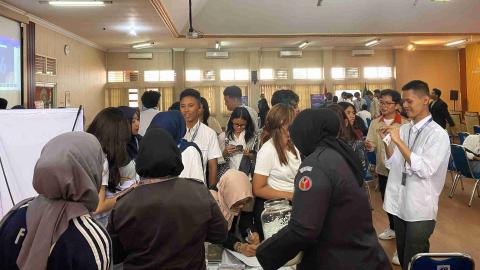 Tenant Bawaslu Banyumas saat kegiatan Career Day Fakultas Hukum Unsoed 2026