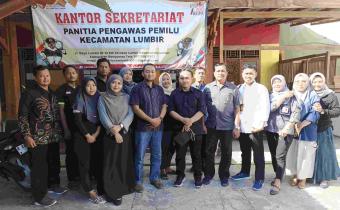 Kecamatan Lumbir